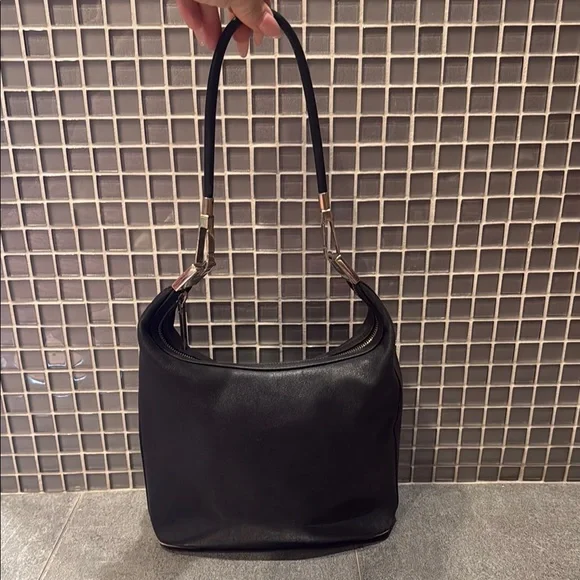 ✨ Authentic Gucci Tom Ford–Era Small Leather Hobo Bag (1997–1999) ✨ - Picture 9 of 17